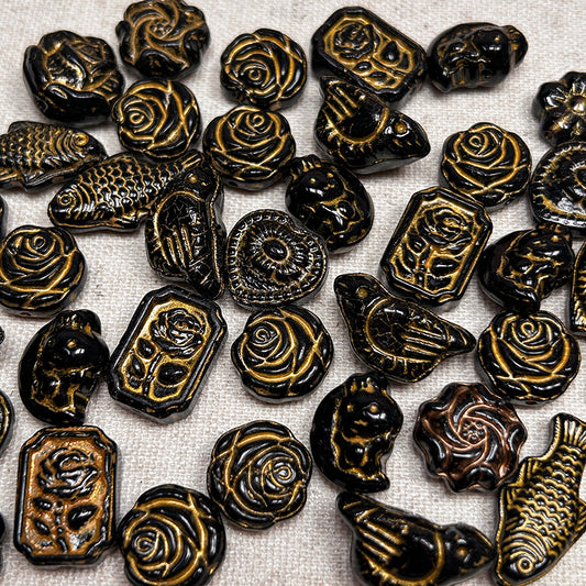 [B167] Vintage Glass Beads Charms