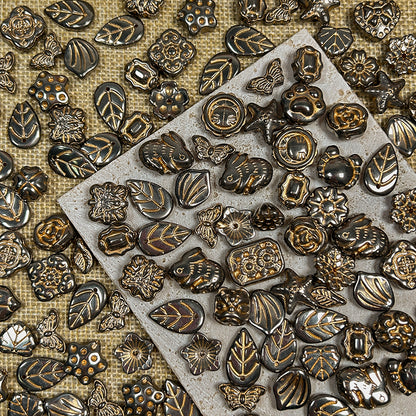 New!🆕🏛️[B169] Antique Bronze Glass Beads Charms