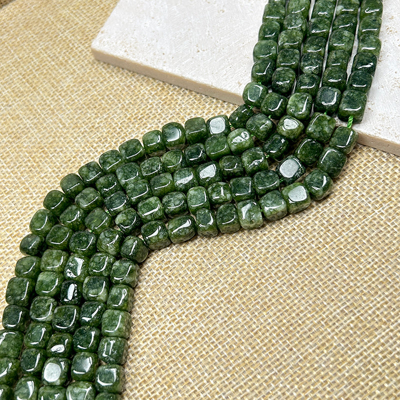 New!🆕[B263] 8mm Moss Green Chalcedony Cube Beads String (Stone)