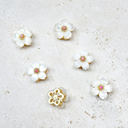 [N103] Natural Shell Flower Copper Charm With Multiple Holes
