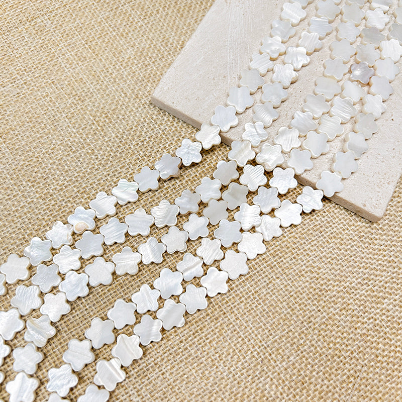 [N104] Natural Shell Flower Beads