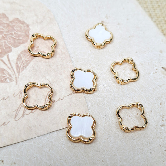 New!🆕[E380] Brass Plated Clover Bead Frame
