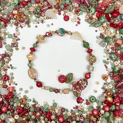 New!🆕[S746] Under the Mistletoe