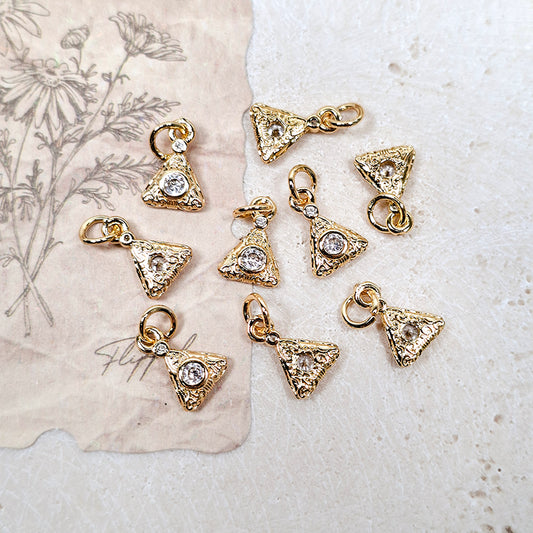 New!🆕[E399] Brass CZ Triangle Pendants