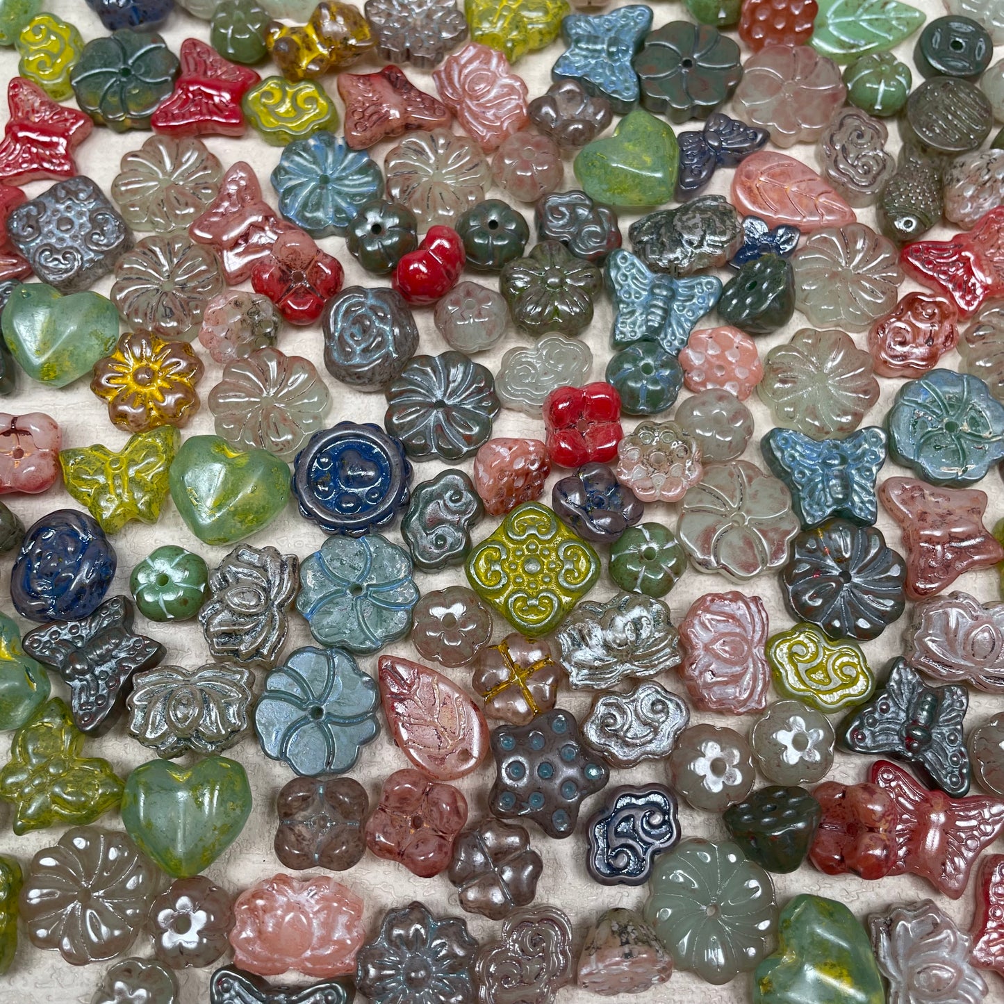 🏛️[B136] Vintage Glass Beads